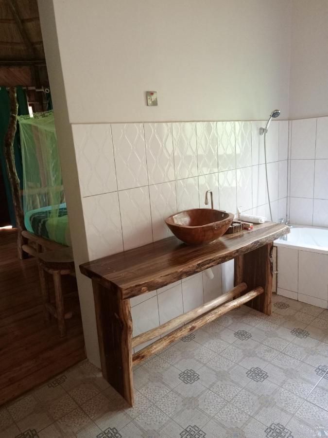 Chimpanzee Capital Safari Lodge Bigodi Εξωτερικό φωτογραφία